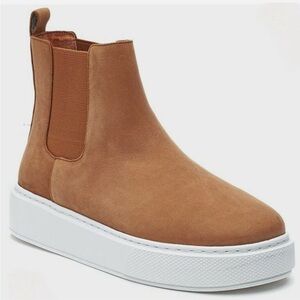 J /Slides Dani Platform Chelsea Boots, size 8